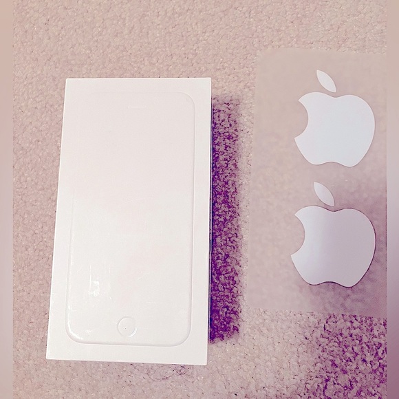 Apple iPhone Wall Lightning Charger Bundle - Picture 3 of 5